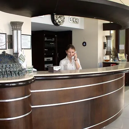 Almena Hotel 3*